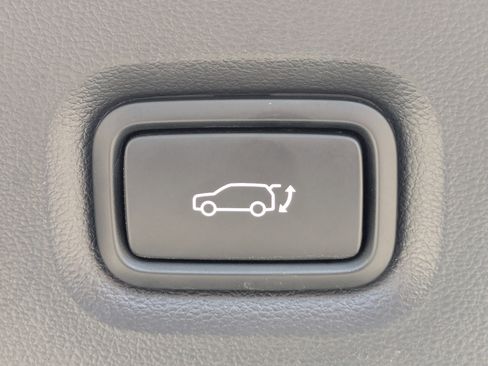 Used 2024 Hyundai Ioniq 5 SEL image 13