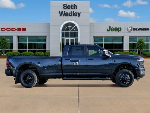 New 2026 RAM 3500 Laramie w/ Night Edition AWD/4WD image 68