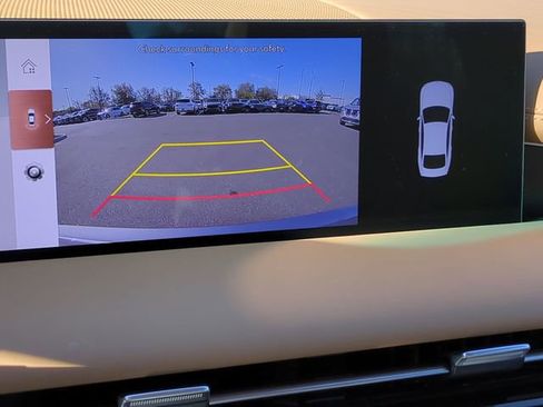 Certified 2025 Genesis G80 2.5T image 17