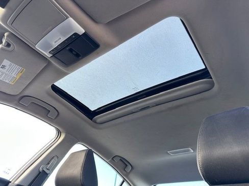 Used 2019 Nissan Altima 2.5 SV image 16