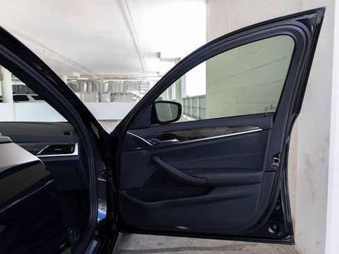 Certified 2023 BMW 540i w/ M Sport Package image 29