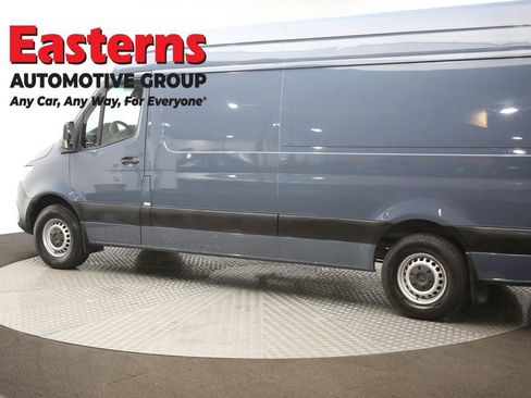 Used 2019 Mercedes-Benz Sprinter 170 image 59