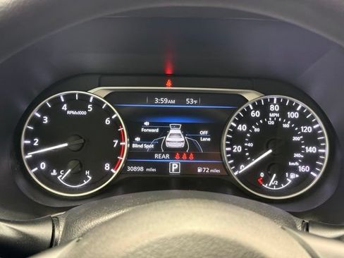 Used 2023 Nissan Sentra SV FWD image 31