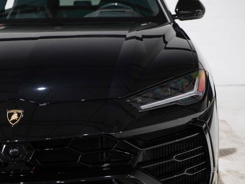 Used 2020 Lamborghini Urus image 28