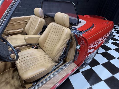 Used 1987 Mercedes-Benz 560 SL image 59