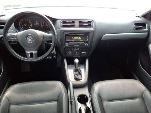 Used 2014 Volkswagen Jetta SE FWD image 12