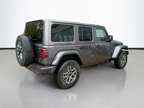 New 2026 Jeep Wrangler Sahara image 6