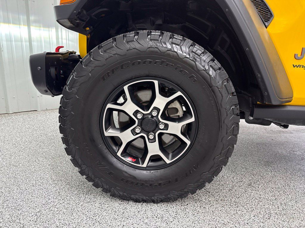 Used 2018 Jeep Wrangler Unlimited Rubicon w/ Dual Top Group AWD/4WD image 9