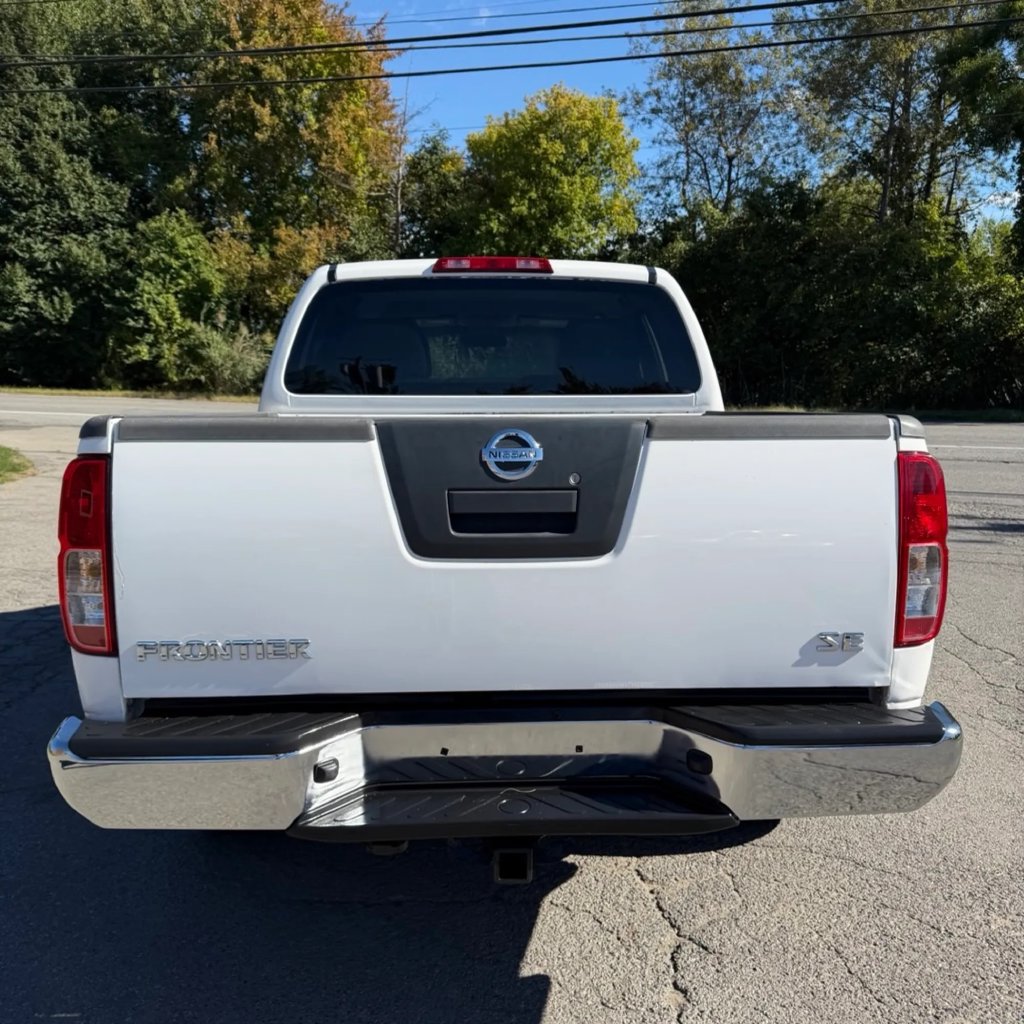 Used 2008 Nissan Frontier SE w/ SE Value Truck Pkg RWD image 11