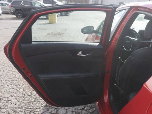 Used 2024 Kia Forte GT-Line w/ GT-Line Premium Package FWD image 18