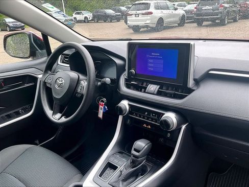 Certified 2025 Toyota RAV4 LE FWD image 14
