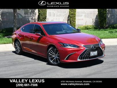 Certified 2024 Lexus ES 300h w/ Premium Package