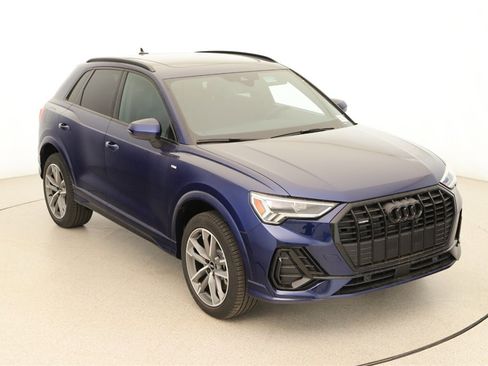 New 2025 Audi Q3 2.0T Premium image 31