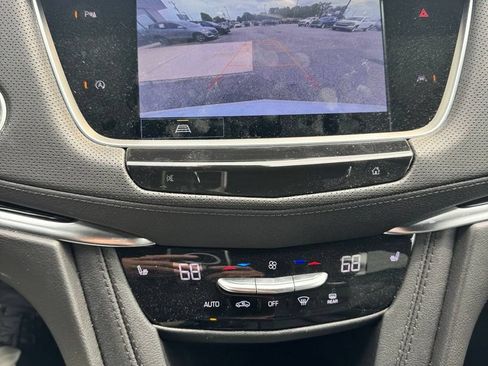 Certified 2024 Cadillac XT6 Luxury w/ LPO, Floor Liner Package AWD/4WD image 19