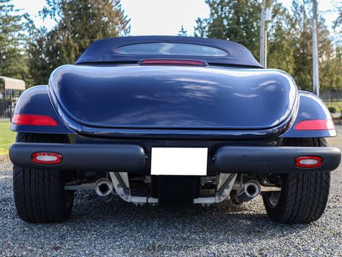 Used 2001 Chrysler Prowler image 17