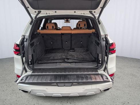 Used 2024 BMW X5 xDrive40i w/ Premium Package AWD/4WD image 13