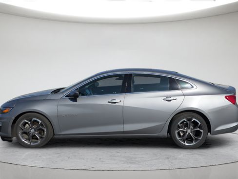 Used 2023 Chevrolet Malibu LT FWD image 17