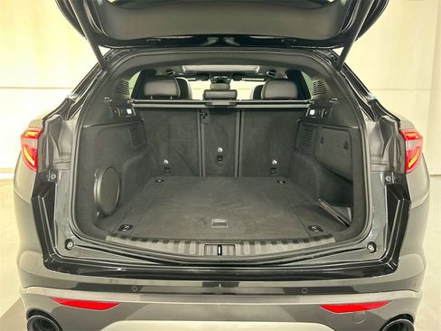 Used 2023 Alfa Romeo Stelvio Ti image 22