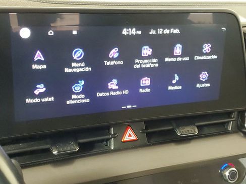 Used 2024 Kia Sportage EX image 18