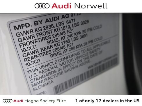 Used 2023 Audi Q8 Premium Plus w/ Premium Plus Package AWD/4WD image 3