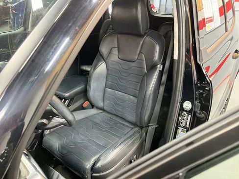 Used 2022 Kia Telluride SX w/ SX Prestige Package AWD/4WD image 20