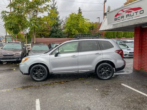Used 2015 Subaru Forester 2.5i Touring AWD/4WD image 6