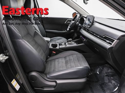 Used 2024 Mitsubishi Outlander SE AWD/4WD image 23