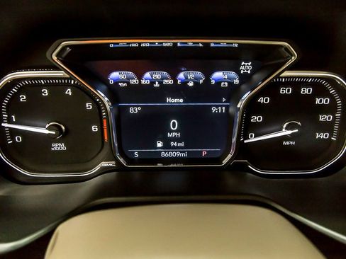 Used 2021 GMC Yukon Denali AWD/4WD image 17