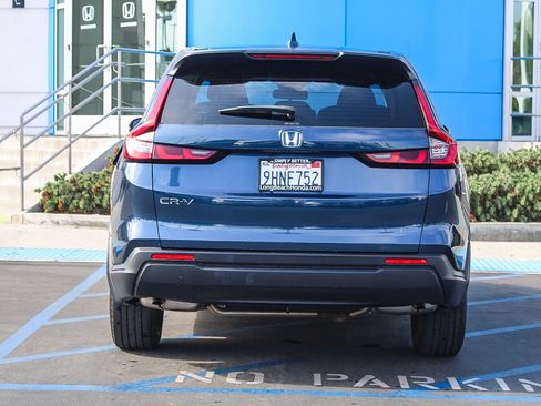 Used 2023 Honda CR-V LX image 8