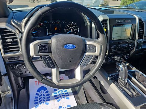 Used 2018 Ford F150 Lariat w/ Equipment Group 501A Mid AWD/4WD image 13