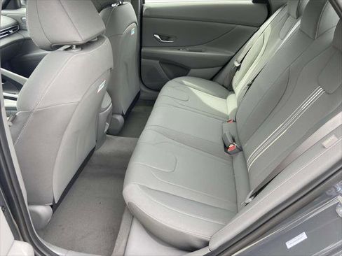 New 2025 Hyundai Elantra Sport image 6