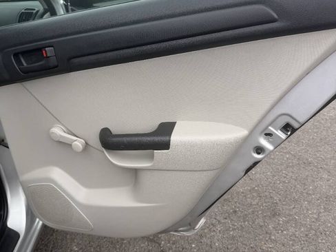 Used 2012 Kia Forte LX FWD image 16