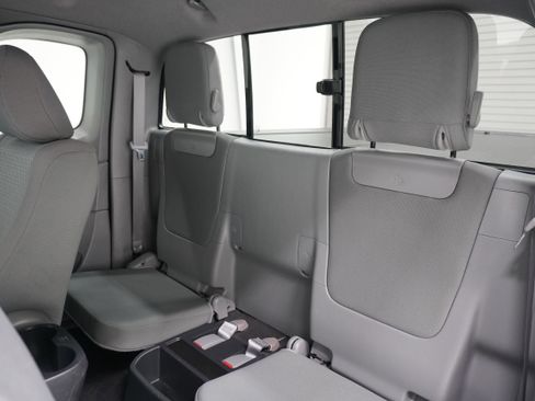 Used 2012 Toyota Tacoma 2WD Access Cab w/ SR5 Pkg image 14