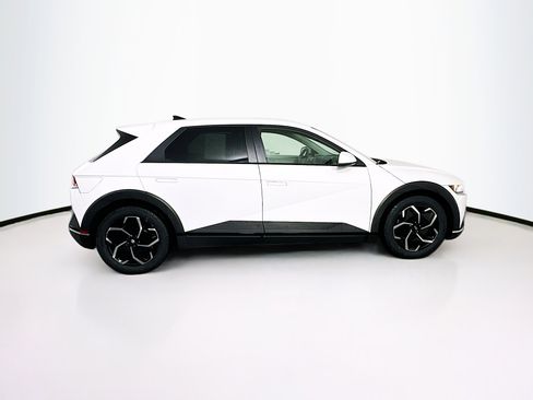 Used 2024 Hyundai Ioniq 5 SE RWD image 10