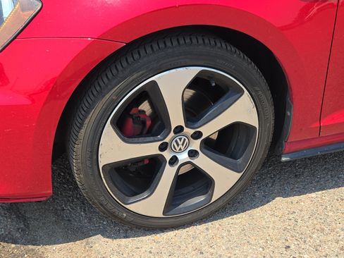 Used 2017 Volkswagen GTI S FWD image 7