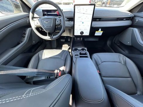 New 2025 Ford Mustang Mach-E Premium image 23