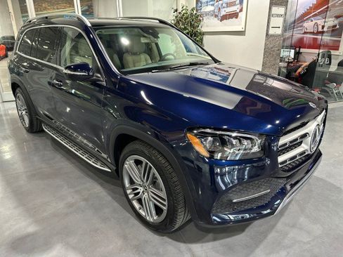 Used 2020 Mercedes-Benz GLS 450 4MATIC image 12
