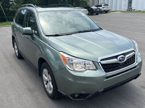 Used 2016 Subaru Forester 2.5i Premium AWD/4WD image 2