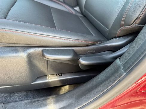 Used 2024 Chevrolet Trax RS image 18