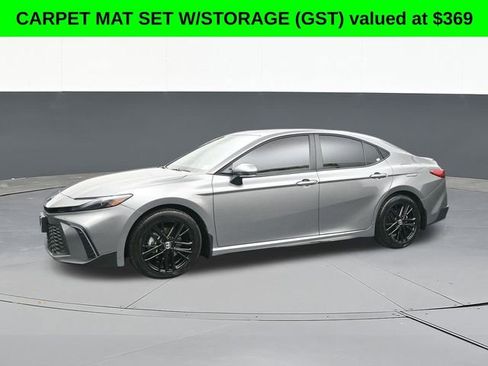 Used 2025 Toyota Camry SE w/ Convenience Package image 7