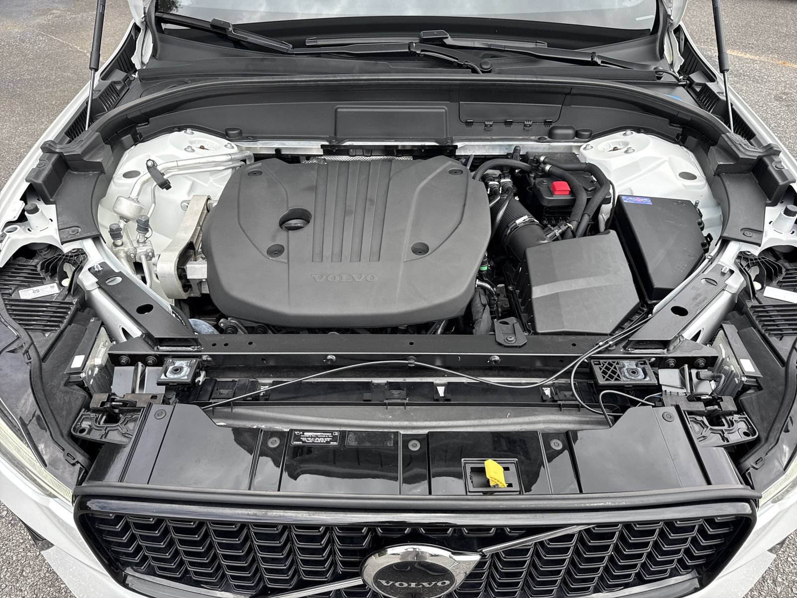 Used 2023 Volvo XC60 B5 Plus w/ Climate Package AWD/4WD image 34