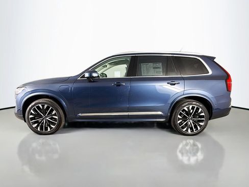 New 2026 Volvo XC90 T8 Ultra w/ Protection Package Premier AWD/4WD image 4