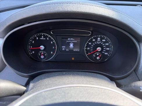 Used 2020 Kia Sorento L image 2