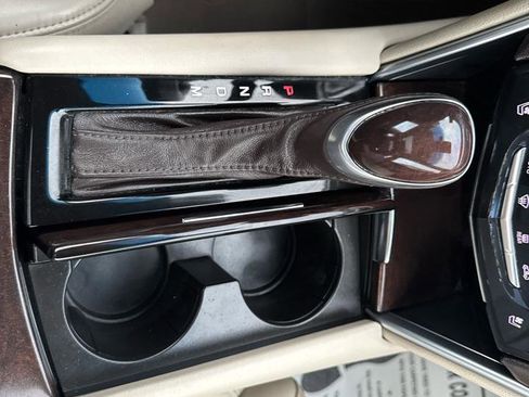 Used 2015 Cadillac XTS Luxury w/ Driver Awareness Package image 32