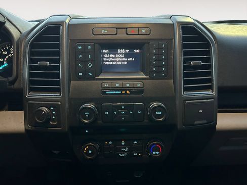Used 2018 Ford F150 XLT AWD/4WD image 10