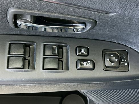 Used 2025 Mitsubishi Outlander Sport ES image 15