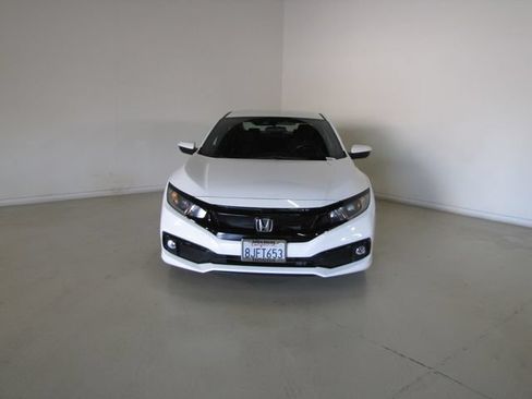 Used 2019 Honda Civic Sport image 2