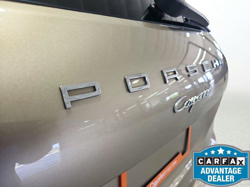 Used 2016 Porsche Cayenne AWD/4WD image 34