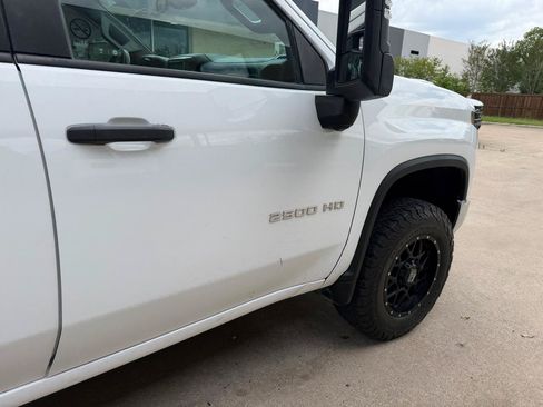 Used 2024 Chevrolet Silverado 2500 W/T w/ WT Convenience Package AWD/4WD image 17