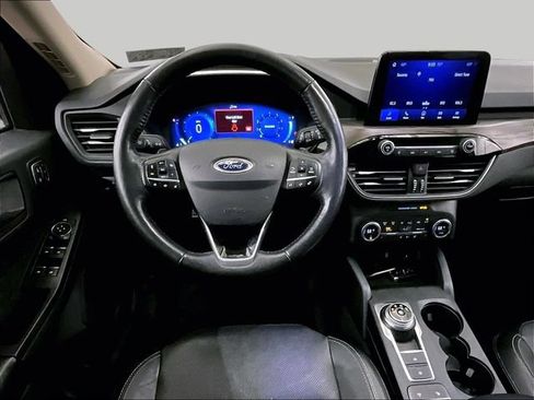 Used 2020 Ford Escape Titanium AWD/4WD image 5
